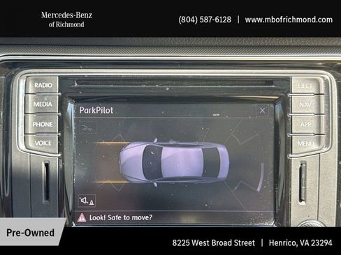 Used 2018 Volkswagen Passat 2.0T SE FWD image 25