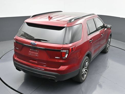 Used 2016 Ford Explorer Sport w/ Equipment Group 401A AWD/4WD image 40