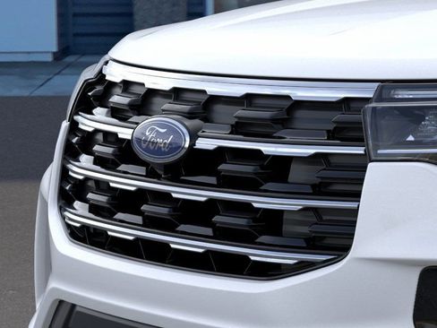 New 2026 Ford Explorer Active w/ Active Comfort Package image 17