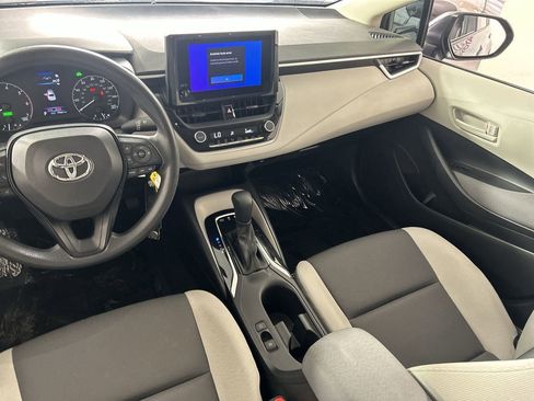Used 2024 Toyota Corolla LE AWD/4WD image 23
