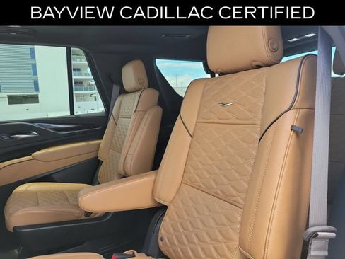 Certified 2024 Cadillac Escalade Sport w/ LPO, ONYX Package AWD/4WD image 20