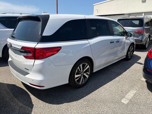 Used 2022 Honda Odyssey Touring image 4