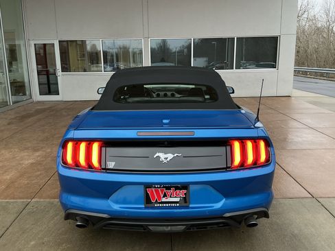 Used 2019 Ford Mustang Premium image 21