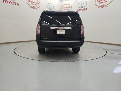 Used 2019 GMC Yukon Denali w/ Denali Ultimate Package image 7
