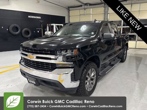 Used 2020 Chevrolet Silverado 1500 LT image 1