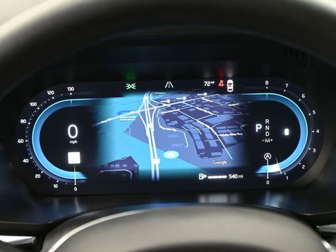 Used 2023 Volvo XC60 B5 Plus w/ Protection Package Premier image 8