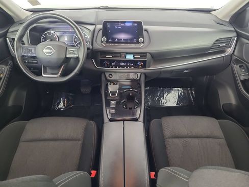Used 2025 Nissan Rogue SV FWD image 23