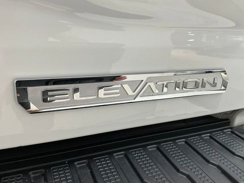 Used 2025 GMC Sierra 1500 Elevation AWD/4WD image 11