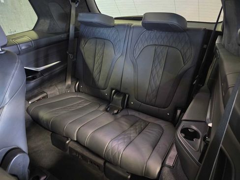 Used 2024 BMW X7 M60i w/ Climate Comfort Package AWD/4WD image 31