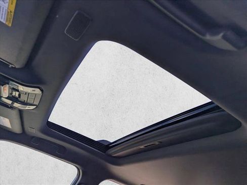 Used 2025 Toyota Land Cruiser w/ Premium Package image 15