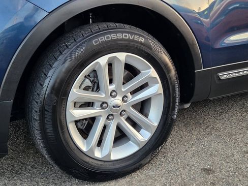 Used 2016 Ford Explorer XLT w/ Equipment Group 202A FWD image 45