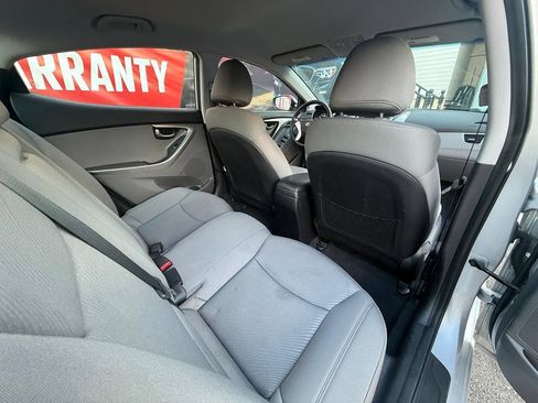 Used 2012 Hyundai Elantra GLS FWD image 7