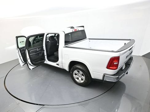 Used 2025 RAM 1500 Big Horn AWD/4WD image 37