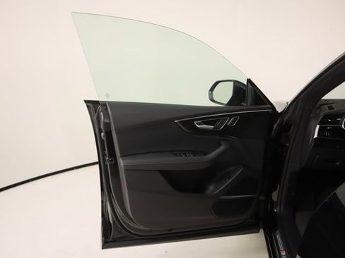 New 2026 Audi Q8 Premium Plus image 10