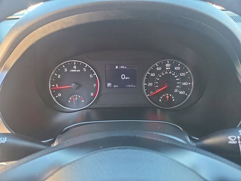 Used 2023 Kia Seltos LX image 24