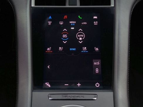 Used 2021 Porsche Taycan Turbo S image 14