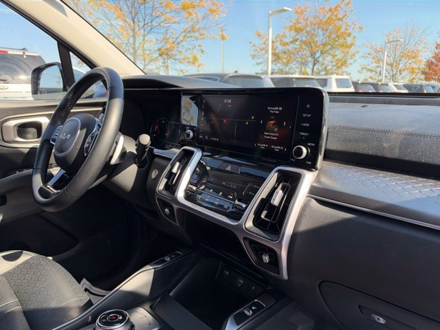 Certified 2023 Kia Sorento EX AWD/4WD image 40