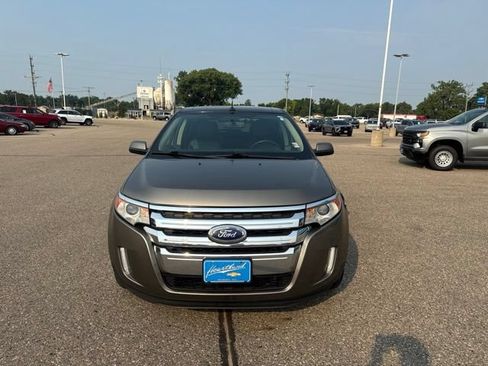Used 2014 Ford Edge SEL w/ Equipment Group 204A AWD/4WD image 2