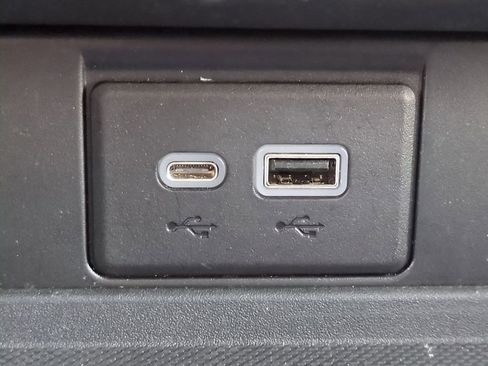 Used 2021 Chevrolet Tahoe RST w/ Luxury Package image 23