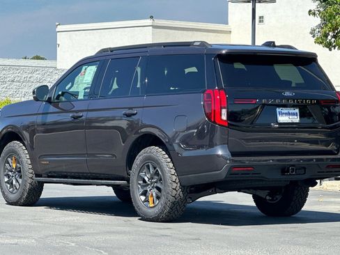 New 2026 Ford Expedition Tremor image 6