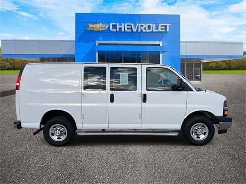 Used 2024 Chevrolet Express 2500 w/ Driver Convenience Package image 4