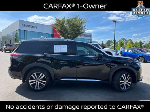 Used 2024 Nissan Pathfinder Platinum w/ Cargo Package FWD image 3