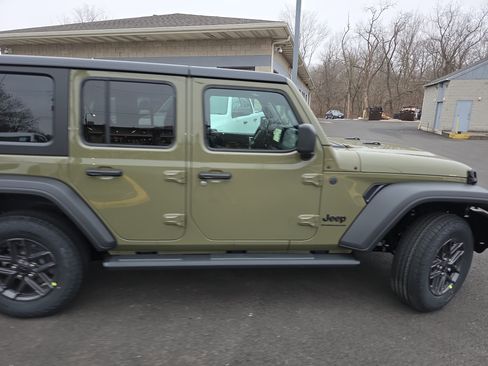 New 2026 Jeep Wrangler Sport S image 24