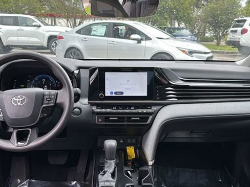 Certified 2025 Toyota Camry LE image 14