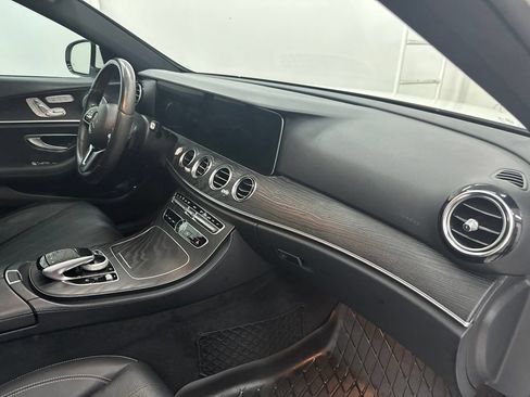 Used 2019 Mercedes-Benz E 300 image 24