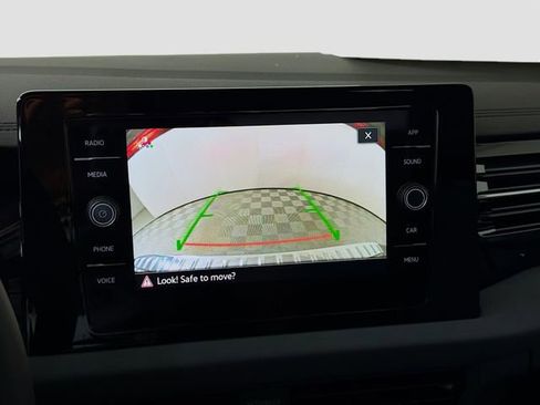 New 2026 Volkswagen Jetta SE FWD image 16