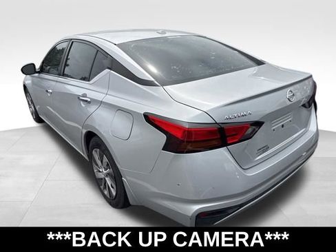 Used 2019 Nissan Altima 2.5 S FWD image 6