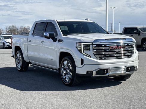 Used 2022 GMC Sierra 1500 Denali w/ Denali Reserve Package image 1