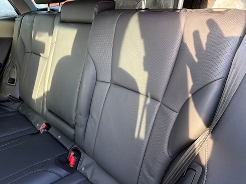 Used 2022 Subaru Outback Limited image 27