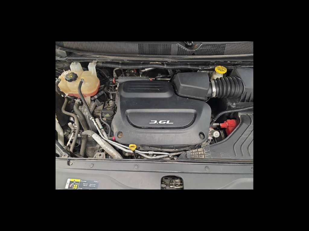 Used 2018 Chrysler Pacifica Touring-L Plus FWD image 21