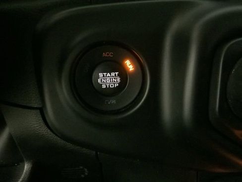 Used 2023 Jeep Gladiator Overland AWD/4WD image 21