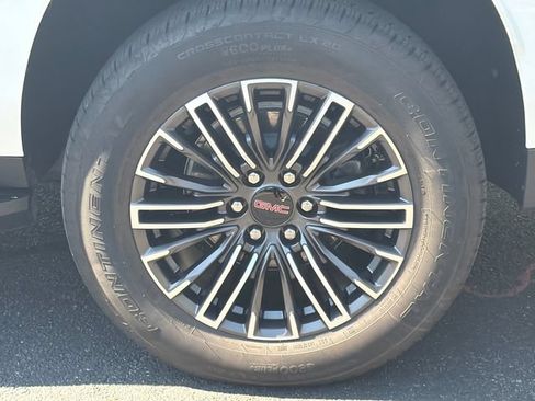 Used 2026 GMC Yukon XL Elevation AWD/4WD image 22