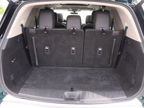 Used 2025 Nissan Pathfinder SL w/ SL Premium Package FWD image 7