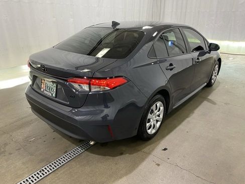 Certified 2023 Toyota Corolla LE image 4