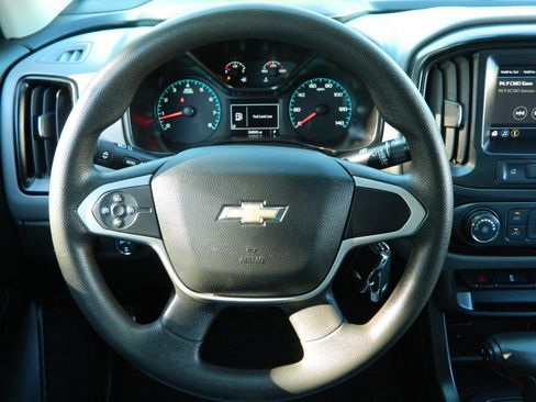 Used 2021 Chevrolet Colorado W/T w/ WT Convenience Package AWD/4WD image 19