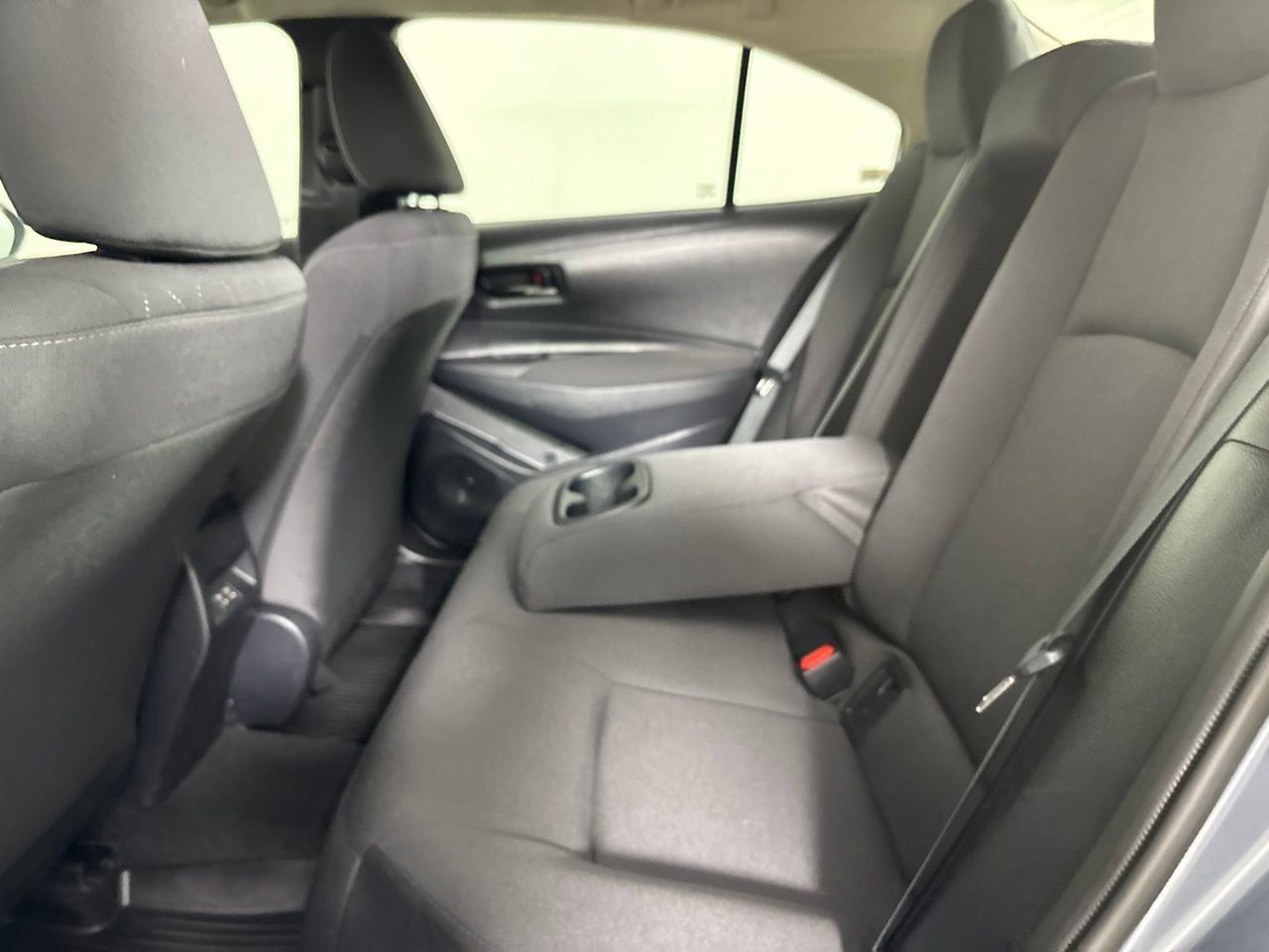 Used 2026 Toyota Corolla LE FWD image 24