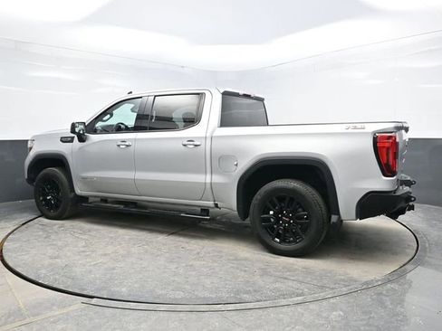 Used 2021 GMC Sierra 1500 Elevation w/ X31 Off-Road Package AWD/4WD image 4