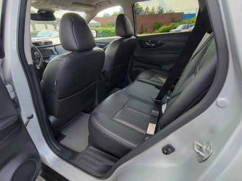 Used 2018 Nissan Rogue SL w/ Premium Package AWD/4WD image 25