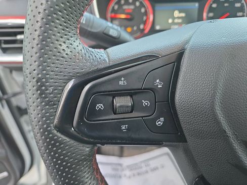 Used 2023 Chevrolet TrailBlazer RS w/ Sun and Liftgate Package image 18