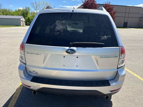 Used 2009 Subaru Forester 2.5X Limited AWD/4WD image 6