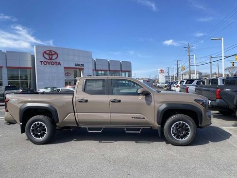 New 2026 Toyota Tacoma TRD Off-Road AWD/4WD image 2