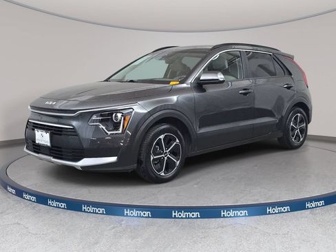 Used 2023 Kia Niro EX FWD image 1