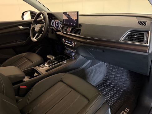 Certified 2025 Audi Q5 Premium w/ Convenience Plus Package AWD/4WD image 31