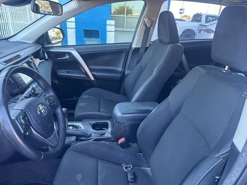 Used 2018 Toyota RAV4 XLE image 13