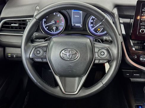 Used 2023 Toyota Camry SE image 30