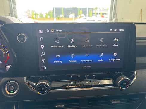 Used 2024 Chevrolet Colorado Trail Boss w/ Advanced Trailering Package AWD/4WD image 17